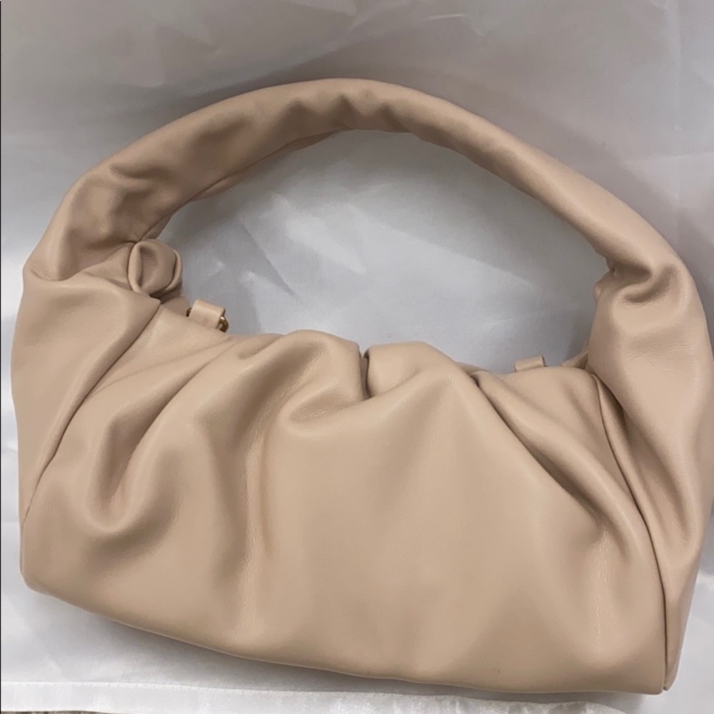 Cloud purse